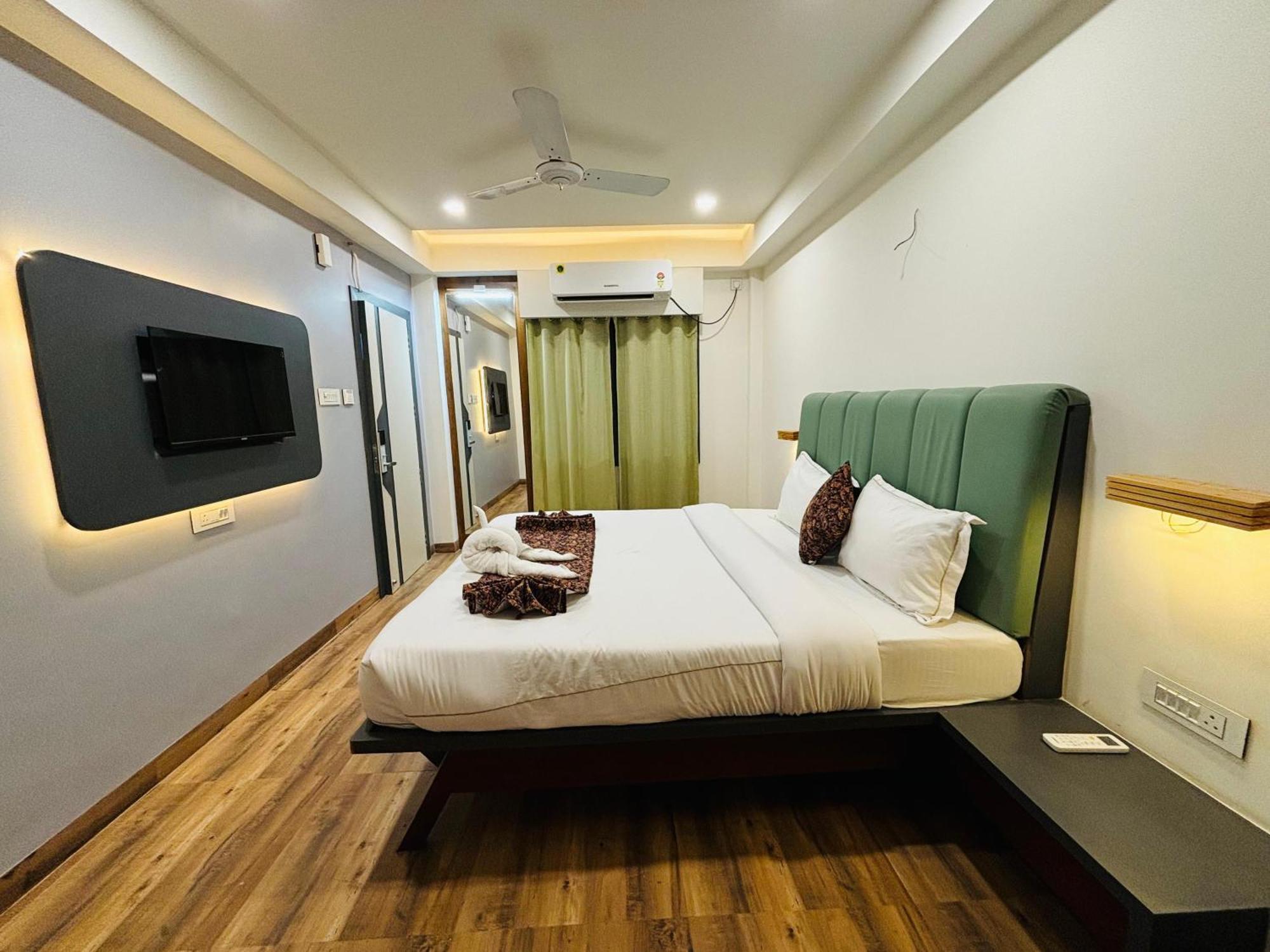 The Lavish Stay فاراناسي المظهر الخارجي الصورة