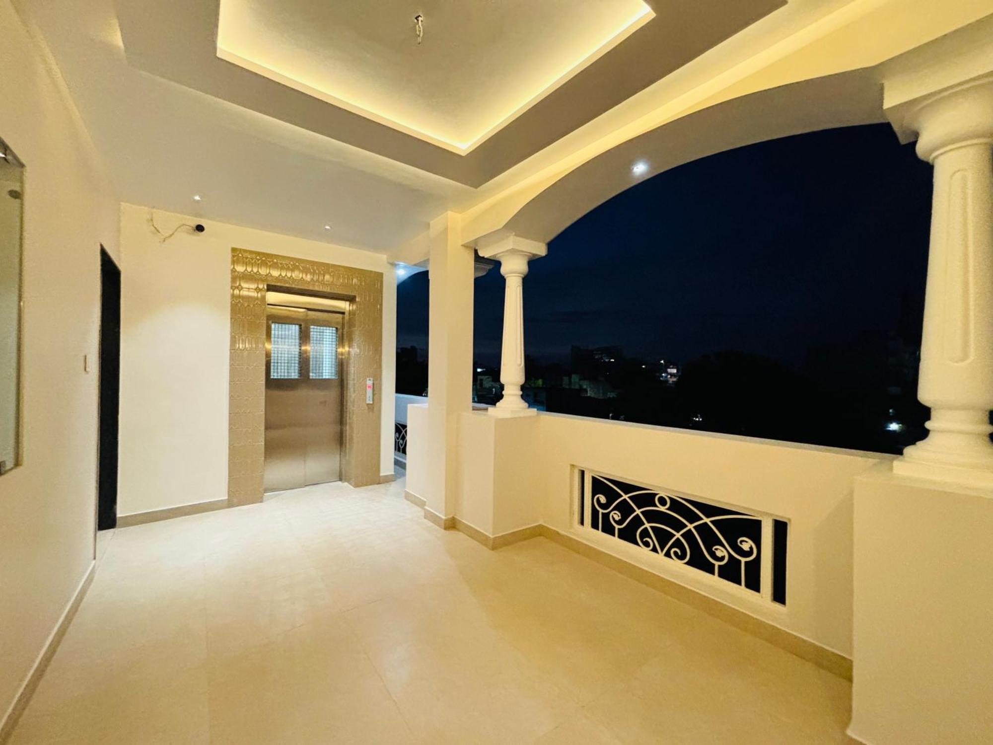 The Lavish Stay فاراناسي المظهر الخارجي الصورة