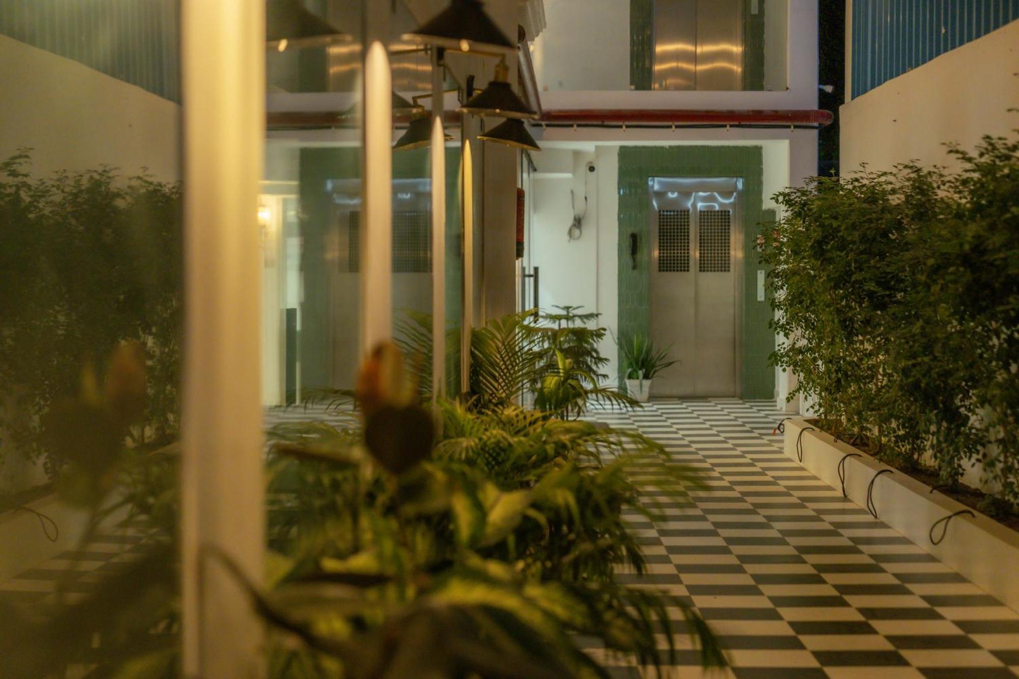 The Lavish Stay فاراناسي المظهر الخارجي الصورة