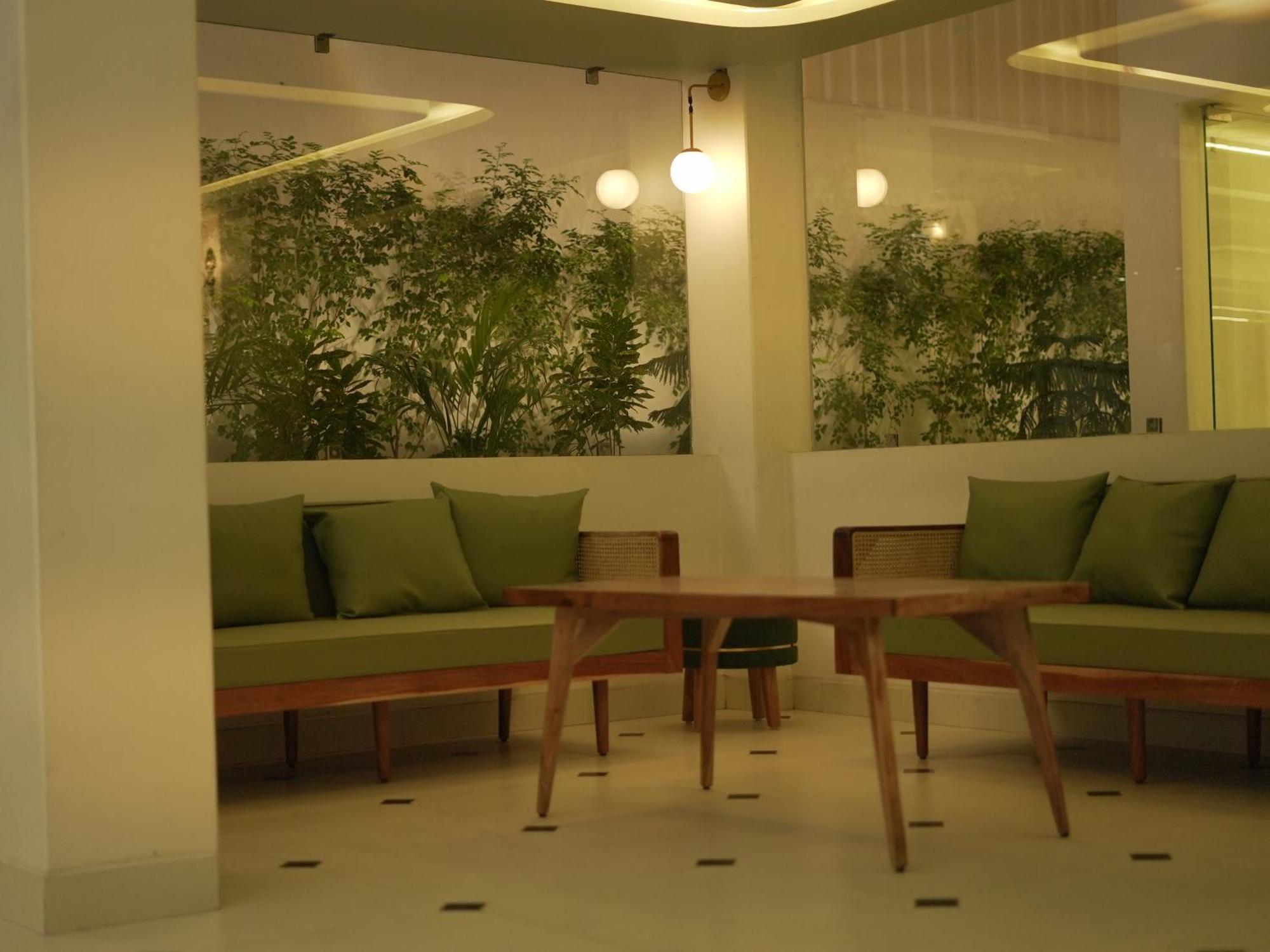 The Lavish Stay فاراناسي المظهر الخارجي الصورة
