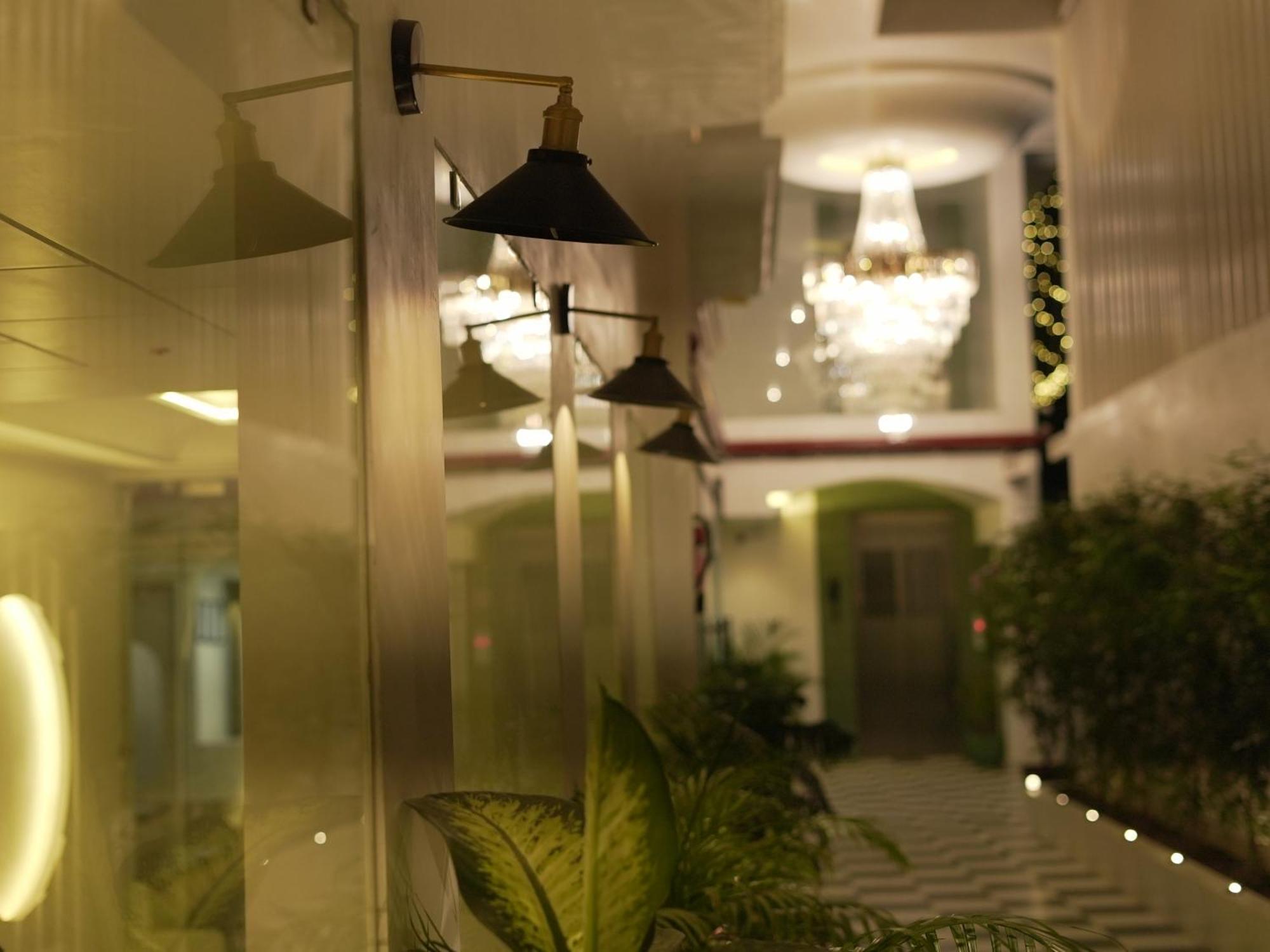 The Lavish Stay فاراناسي المظهر الخارجي الصورة